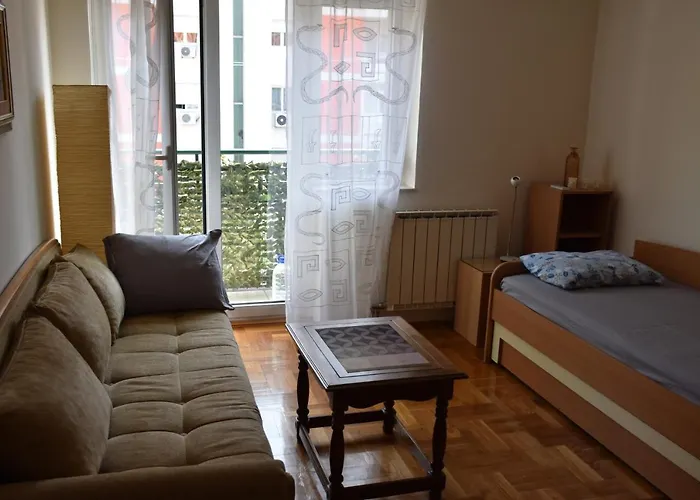 Διαμέρισμα Music-center, In The Center Of